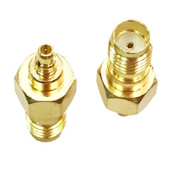 MMCX ADAPTER -PLUG / SMA-SOCKET