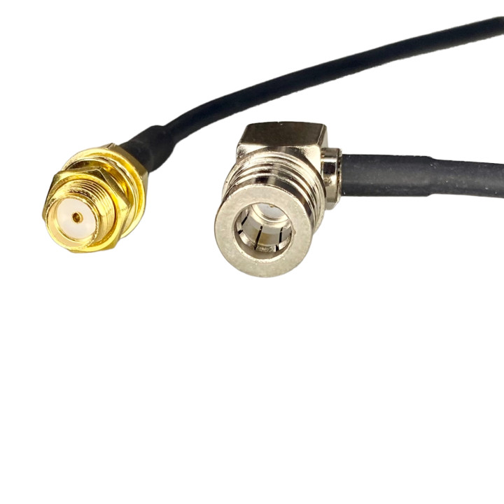 Pigtail QMA wtyk KĄTOWY / SMA gniazdo RG174 20cm 