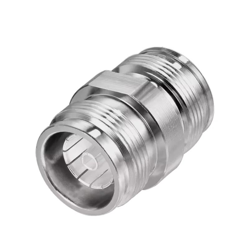 Adapter 4.3-10 DIN gniazdo / 4.3-10 DIN gniazdo