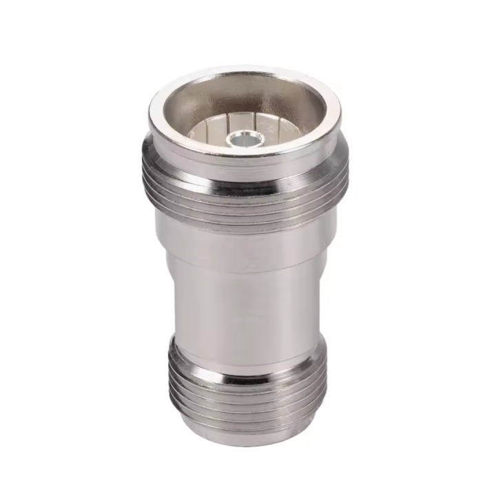 Adapter 4.3-10 DIN gniazdo / N gniazdo 