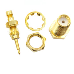 SMA-RP socket connector for RF1.37 cable